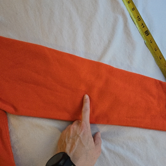 Nike WNBA Pullover Fleece Hoodie Men's Orange Hoodie with White Logo - Picture 4 of 12